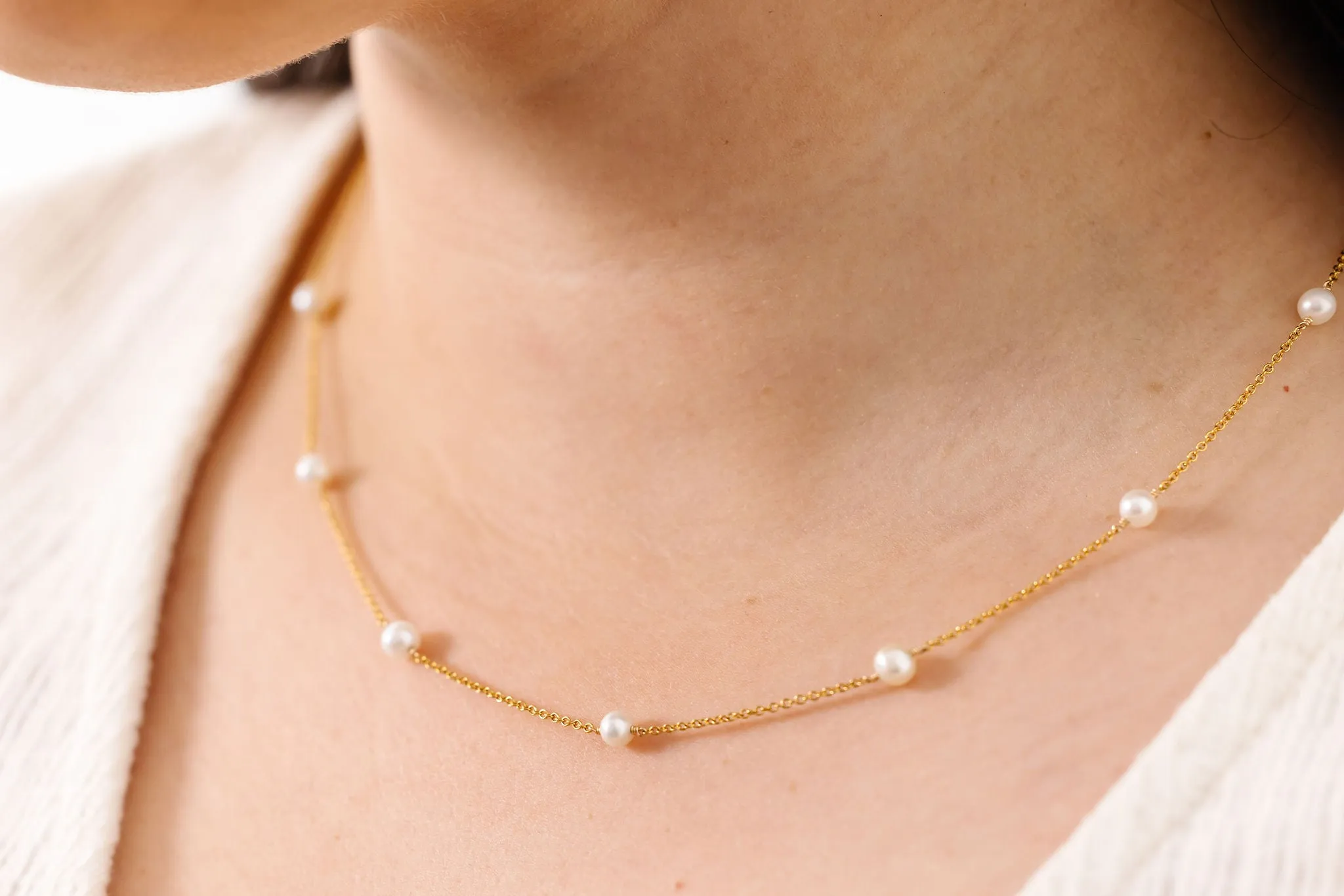 Floating Pearl Necklace (4MM Beads)