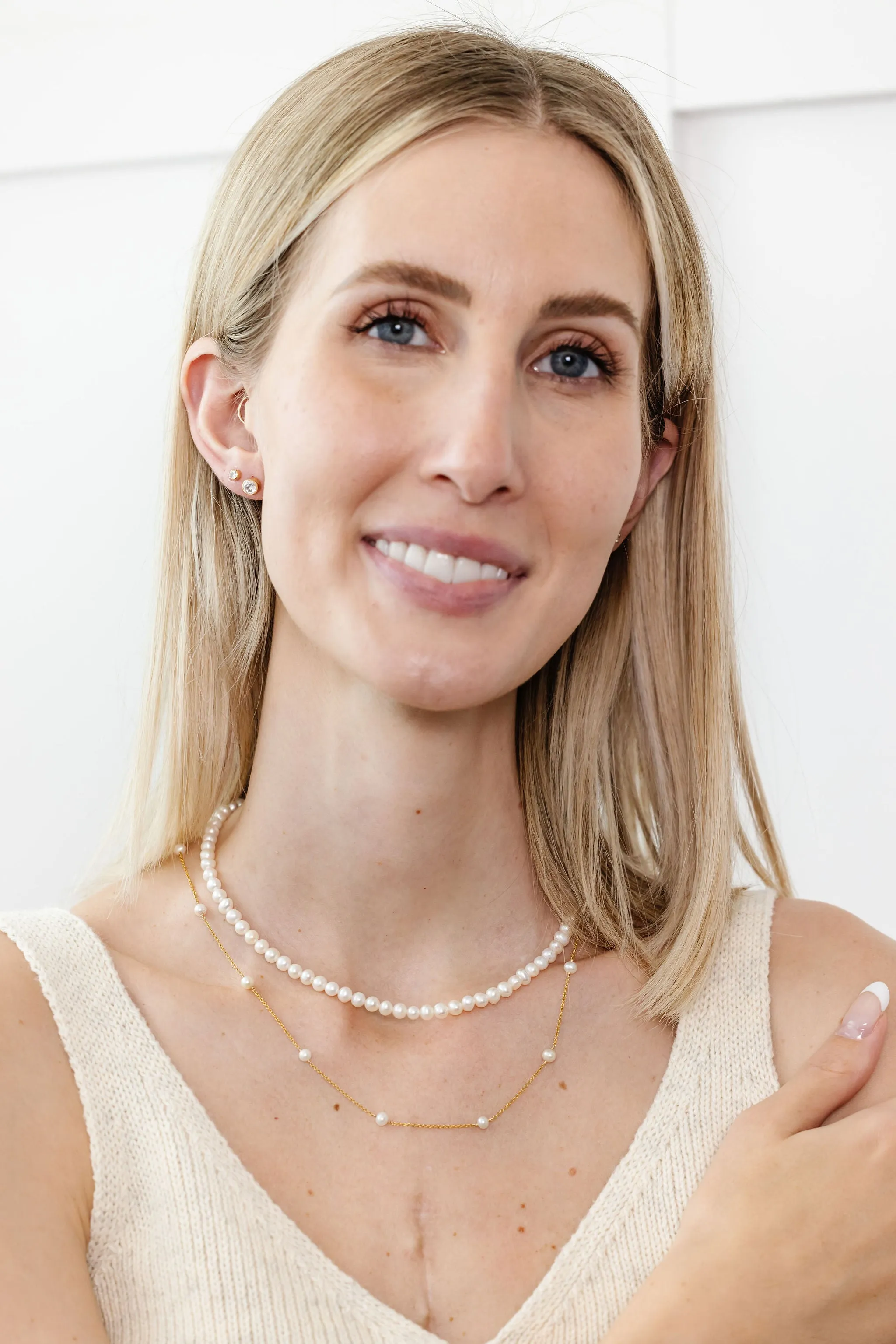 Floating Pearl Necklace (4MM Beads)