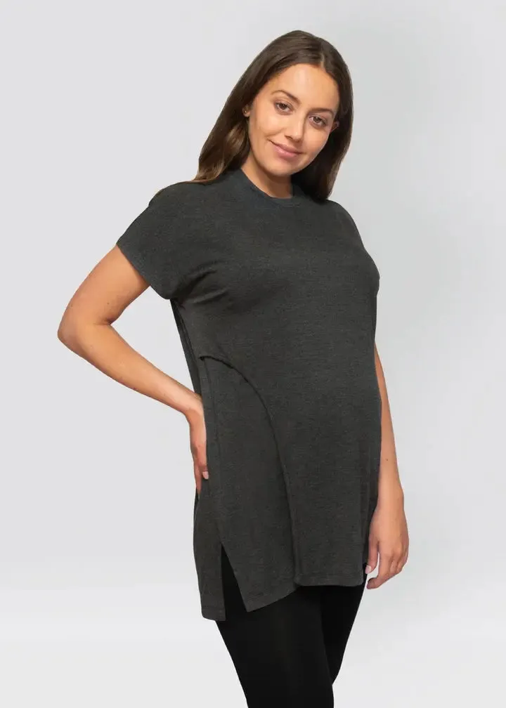 Maternity relaxed tee in charcoal by úton