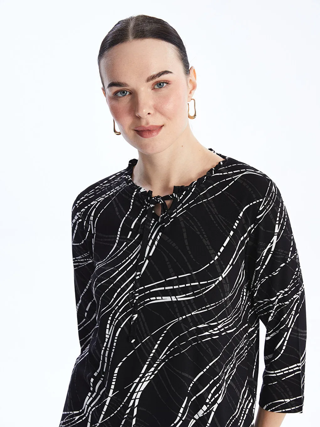 Tie Collar Patterned Women's T-Shirt