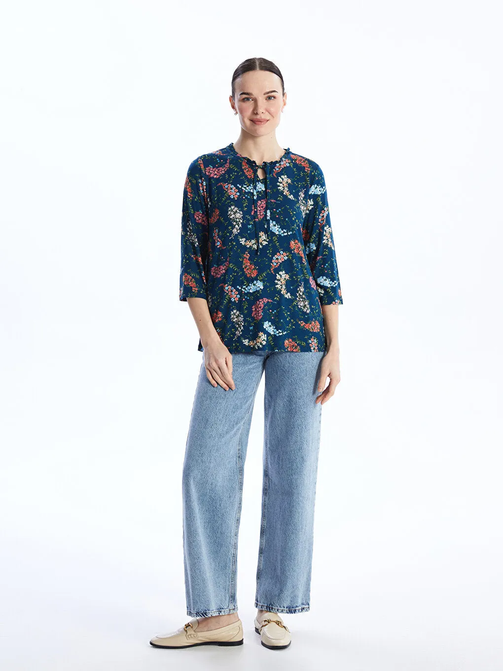 Tie Collar Patterned Women's T-Shirt