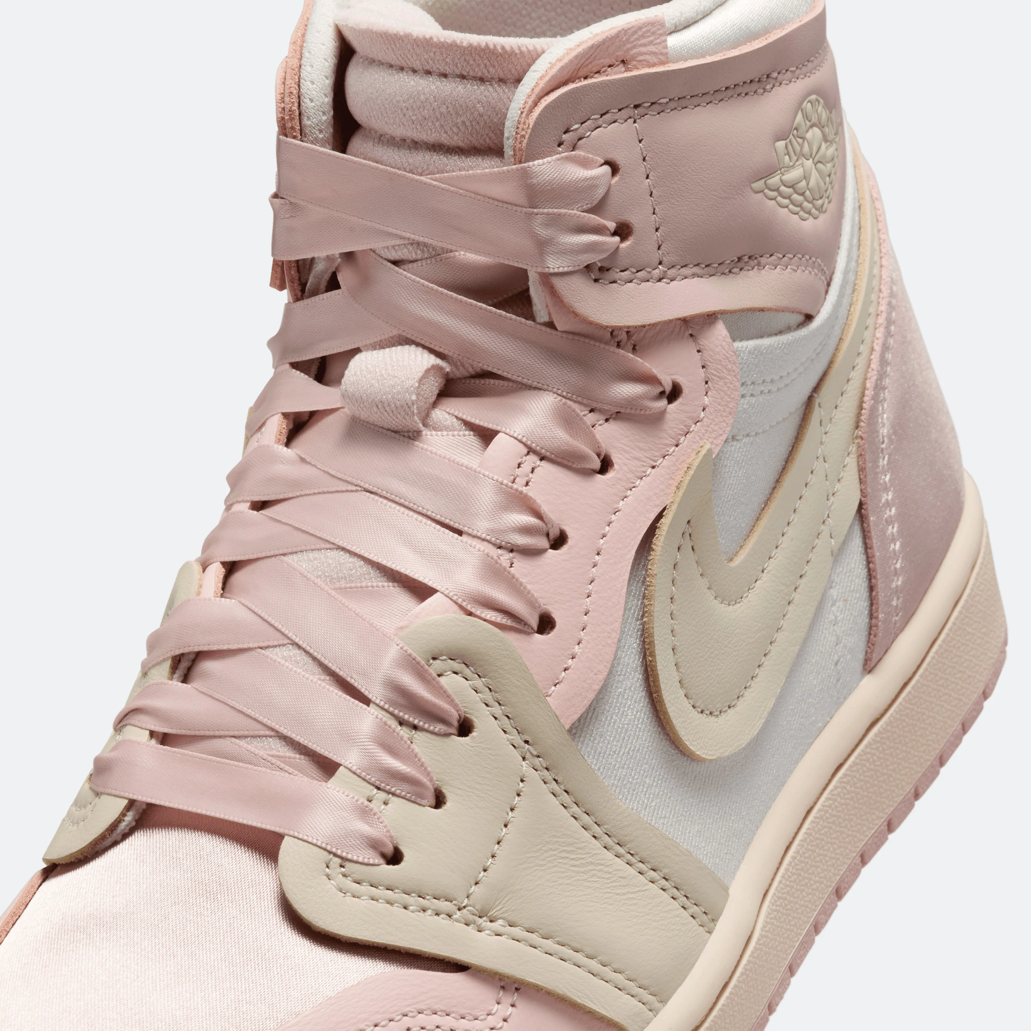 W Jordan 1 MM 'Pink Oxford'