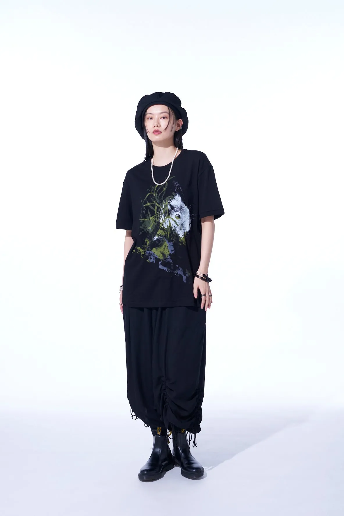 WILD SQUIRREL ANIMAL GRAPHIC T-SHIRT