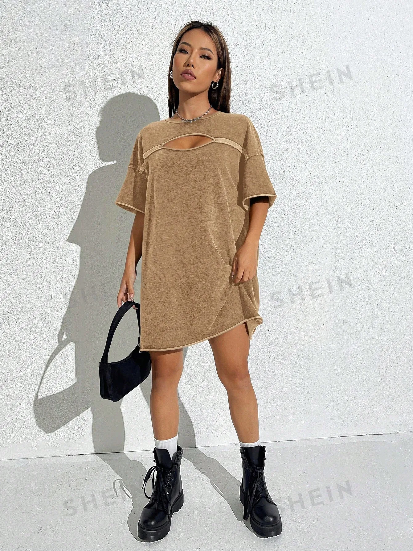 Women's Vintage Distressed Hollow Out Round Neck Short Sleeve Dress