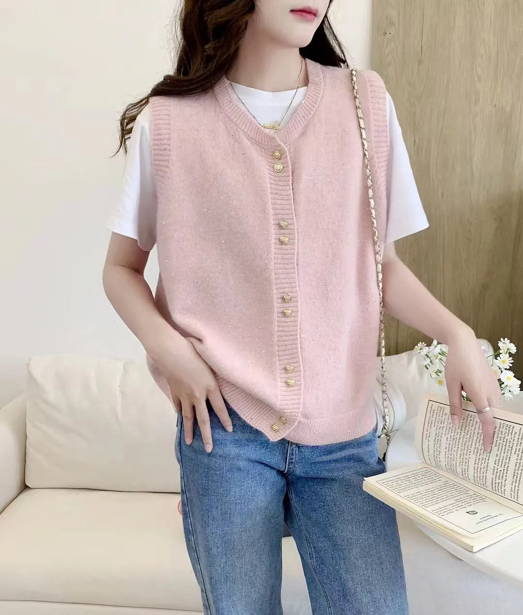 XIEYINSHE Autumn new knitted vest cardigan women's loose Korean version stacked wearing gold silk casual vest vest outside cardigan women
